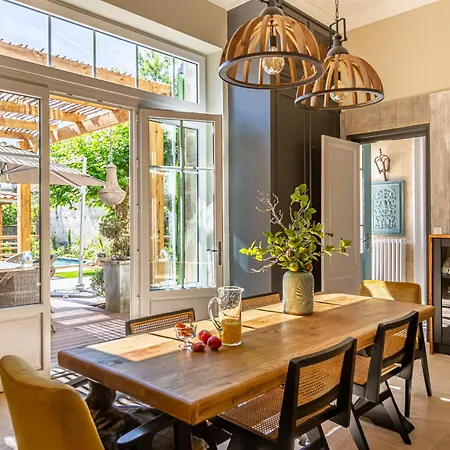 ゲストハウス La Maison Mulato